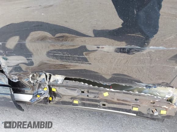 ✅ 2023 Genesis GV70 2.5T • VIN: KMUMADTB2PU089637 • Lot: 42153010. Listed on IAAI with 20,943 mi. Free auction sales archive from the USA and detailed vehicle history report at DreamBid. Image 6.