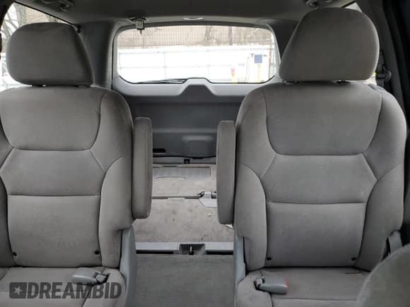✅ 2010 Honda Odyssey EX • VIN: 5FNRL3H45AB060964 • Lot: 52937915. Listed on Copart with 144,442 mi. Free auction sales archive from the USA and detailed vehicle history report at DreamBid. Image 10.