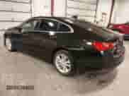 2018 Chevrolet Malibu LT z VIN 1G1ZD5ST4JF263938, wystawiony jako IAAI lot #43378625 z przebiegiem 90 540 mil mil oraz . Historia ofert i sprzedaży dostępna na DreamBid. Obrazek 3.