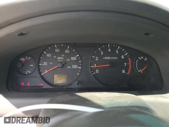 ✅ 2005 Nissan Sentra S • VIN: 3N1CB51D15L584105 • Lot: 84484775. Wystawiony na Copart z przebiegiem 124 346 mil. Bezpłatny archiwum sprzedaży aukcyjnych z USA i szczegółowy raport historii pojazdu na DreamBid. Zdjęcie 9.