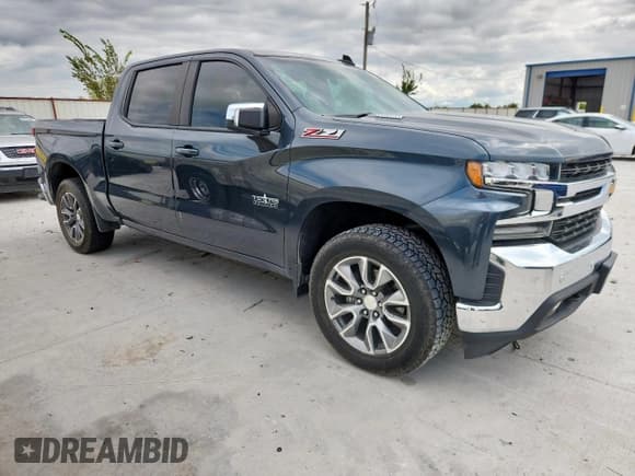 ✅ 2020 Chevrolet Silverado 1500 LT • VIN: 3GCUYDET7LG274235 • Lot: 82038205. Listed on Copart with 81,671 mi. Free auction sales archive from the USA and detailed vehicle history report at DreamBid. Image 4.