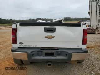 2008 Chevrolet Silverado 3500HD DRW 1LT с VIN 1GCJC33658F159506, выставлен на аукционе Copart как лот 78414654 с пробегом 311 920 миль миль и На запчасти • Non repairable. История ставок и продаж доступна на DreamBid. Изображение 6.