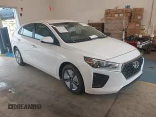 ✅ 2021 Hyundai Ioniq Blue • VIN: KMHC65LC6MU246382 • Lot: 42700003. Wystawiony na IAAI z przebiegiem 61 796 mil. Bezpłatny archiwum sprzedaży aukcyjnych z USA i szczegółowy raport historii pojazdu na DreamBid. Zdjęcie 1.