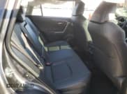 ✅ 2024 Toyota RAV4 Hybrid Limited • VIN: JTMD6RFV4RD127086 • Lot: 92752505. Wystawiony na Copart z przebiegiem 27 364 mil. Bezpłatny archiwum sprzedaży aukcyjnych z USA i szczegółowy raport historii pojazdu na DreamBid. Zdjęcie 11.