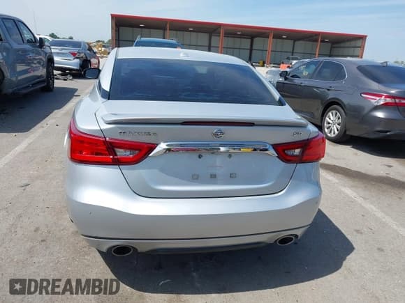 ✅ 2016 Nissan Maxima S • VIN: 1N4AA6AP4GC904576 • Lot: 43085427. Listed on IAAI with 114,866 mi. Free auction sales archive from the USA and detailed vehicle history report at DreamBid. Image 15.