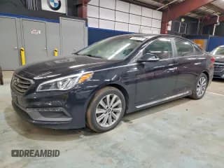 ✅ 2015 Hyundai Sonata Limited • VIN: 5NPE34AF8FH112404 • Lot: 96452475. Listed on Copart with 127,363 mi. Free auction sales archive from the USA and detailed vehicle history report at DreamBid. Image 1.