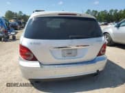 ✅ 2007 Mercedes-Benz R 5.0L • VIN: 4JGCB75E17A041726 • Lot: 69103254. Wystawiony na Copart z przebiegiem 152 357 mil. Bezpłatny archiwum sprzedaży aukcyjnych z USA i szczegółowy raport historii pojazdu na DreamBid. Zdjęcie 6.