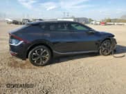 ✅ 2024 Kia EV6 Wind • VIN: KNDC3DLC4R5620898 • Lot: 84739075. Wystawiony na Copart z przebiegiem 10 919 mil. Bezpłatny archiwum sprzedaży aukcyjnych z USA i szczegółowy raport historii pojazdu na DreamBid. Zdjęcie 3.