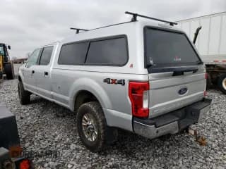 ✅ 2017 Ford F-350 Platinum • VIN: 1FT8W3B63HEE93093 • Лот: 46731053. Опубликован ранее на Copart с пробегом Не указан. Бесплатный доступ к архиву аукционных продаж из США и подробный отчёт об истории автомобиля на DreamBid. Изображение 2.