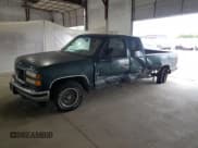✅ 1995 GMC Sierra 1500 • VIN: 2GTEC19K2S1558740 • Lot: 69398185. Wystawiony na Copart z przebiegiem 386 899 mil. Bezpłatny archiwum sprzedaży aukcyjnych z USA i szczegółowy raport historii pojazdu na DreamBid. Zdjęcie 1.