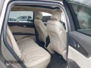 ✅ 2016 Lincoln MKX Select • VIN: 2LMTJ8KP4GBL90323 • Лот: 42046809. Опубликован ранее на IAAI с пробегом 133 618 миль. Бесплатный доступ к архиву аукционных продаж из США и подробный отчёт об истории автомобиля на DreamBid. Изображение 8.