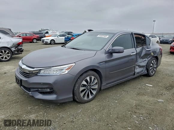✅ 2017 Honda Accord Touring • VIN: JHMCR6F75HC022224 • Лот: 94582465. Опубликован ранее на Copart с пробегом 147 307 миль. Бесплатный доступ к архиву аукционных продаж из США и подробный отчёт об истории автомобиля на DreamBid. Изображение 1.