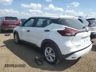 ✅ 2024 Nissan Kicks S • VIN: 3N1CP5BV3RL488359 • Lot: 70735775. Wystawiony na Copart z przebiegiem 28 115 mil. Bezpłatny archiwum sprzedaży aukcyjnych z USA i szczegółowy raport historii pojazdu na DreamBid. Zdjęcie 2.