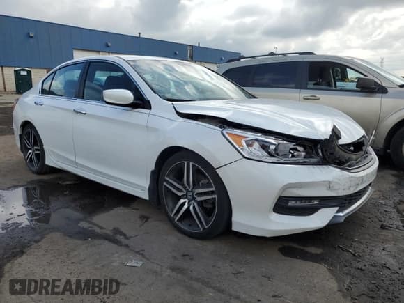 ✅ 2016 Honda Accord Sport • VIN: 1HGCR2F57GA027395 • Lot: 81804745. Listed on Copart with 106,843 mi. Free auction sales archive from the USA and detailed vehicle history report at DreamBid. Image 4.