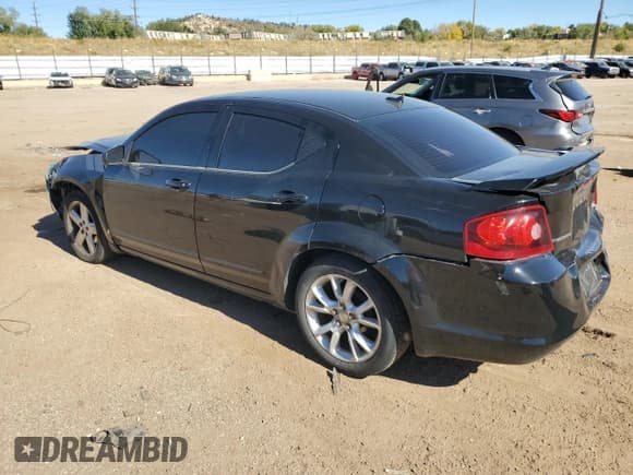 ✅ 2013 Dodge Avenger R/T • VIN: 1C3CDZBG3DN663155 • Лот: 77868984. Опубликован ранее на Copart с пробегом 177 209 миль. Бесплатный доступ к архиву аукционных продаж из США и подробный отчёт об истории автомобиля на DreamBid. Изображение 2.