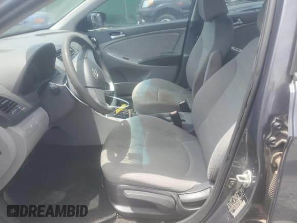 ✅ 2012 Hyundai Accent GLS • VIN: KMHCT4AEXCU101674 • Lot: 63447615. Wystawiony na Copart z przebiegiem 201 839 mil. Bezpłatny archiwum sprzedaży aukcyjnych z USA i szczegółowy raport historii pojazdu na DreamBid. Zdjęcie 7.