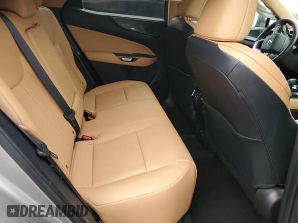 ✅ 2025 Lexus NX 250 Premium • VIN: 2T2GDCAZ2SC017727 • Lot: 90139115. Wystawiony na Copart z przebiegiem 13 925 mil. Bezpłatny archiwum sprzedaży aukcyjnych z USA i szczegółowy raport historii pojazdu na DreamBid. Zdjęcie 11.