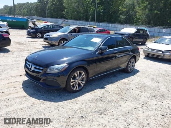 ✅ 2018 Mercedes-Benz C 300 • VIN: 55SWF4KB7JU275364 • Lot: 43092354. Listed on IAAI with 91,140 mi. Free auction sales archive from the USA and detailed vehicle history report at DreamBid. Image 2.
