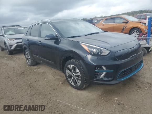 ✅ 2022 Kia Niro EX Premium • VIN: KNDCE3LGXN5144108 • Lot: 87296345. Wystawiony na Copart z przebiegiem 61 544 mil. Bezpłatny archiwum sprzedaży aukcyjnych z USA i szczegółowy raport historii pojazdu na DreamBid. Zdjęcie 4.