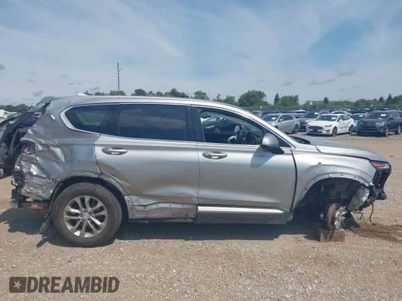 ✅ 2020 Hyundai Santa Fe SEL • VIN: 5NMS33AD8LH216623 • Lot: 42966018. Wystawiony na IAAI z przebiegiem 60 741 mil. Bezpłatny archiwum sprzedaży aukcyjnych z USA i szczegółowy raport historii pojazdu na DreamBid. Zdjęcie 14.