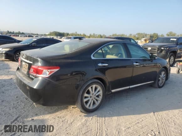 ✅ 2010 Lexus ES 330 • VIN: JTHBK1EG7A2358280 • Лот: 87425835. Опубликован ранее на Copart с пробегом 201 684 миль. Бесплатный доступ к архиву аукционных продаж из США и подробный отчёт об истории автомобиля на DreamBid. Изображение 3.