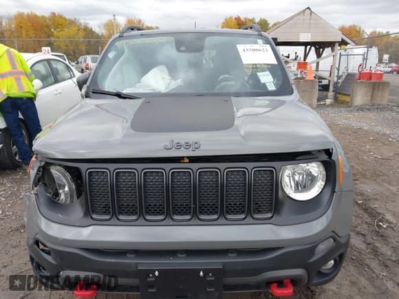 ✅ 2021 Jeep Renegade Trailhawk • VIN: ZACNJDC1XMPM24409 • Lot: 43500622. Listed on IAAI with 37,090 mi. Free auction sales archive from the USA and detailed vehicle history report at DreamBid. Image 13.