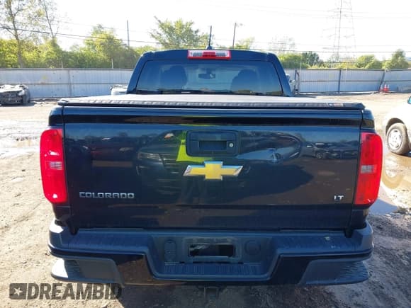 ✅ 2016 Chevrolet Colorado 2WD LT • VIN: 1GCGSCE38G1217829 • Lot: 43424482. Listed on IAAI with 151,780 mi. Free auction sales archive from the USA and detailed vehicle history report at DreamBid. Image 16.