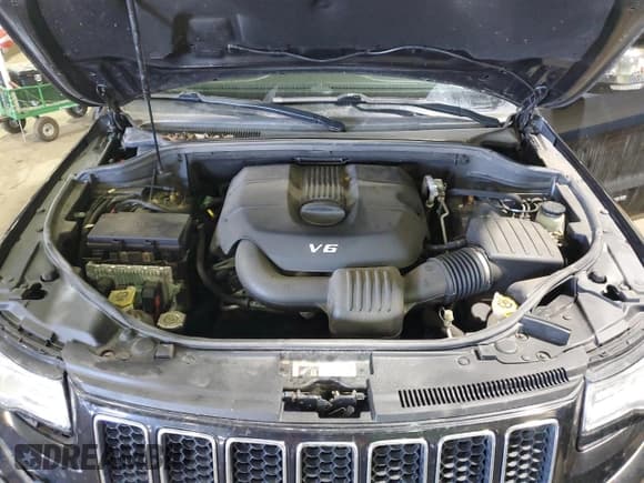 ✅ 2015 Jeep Grand Cherokee Overland • VIN: 1C4RJFCG8FC732562 • Lot: 46518865. Listed on Copart with 70,875 mi. Free auction sales archive from the USA and detailed vehicle history report at DreamBid. Image 12.