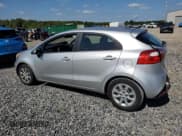 ✅ 2013 Kia Rio LX • VIN: KNADM5A38D6235984 • Лот: 82230885. Опубликован ранее на Copart с пробегом 209 111 миль. Бесплатный доступ к архиву аукционных продаж из США и подробный отчёт об истории автомобиля на DreamBid. Изображение 2.