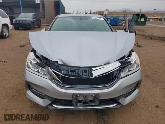 ✅ 2016 Honda Accord EX-L • VIN: 1HGCR2F84GA225314 • Lot: 93287165. Wystawiony na Copart z przebiegiem 100 111 mil. Bezpłatny archiwum sprzedaży aukcyjnych z USA i szczegółowy raport historii pojazdu na DreamBid. Zdjęcie 5.