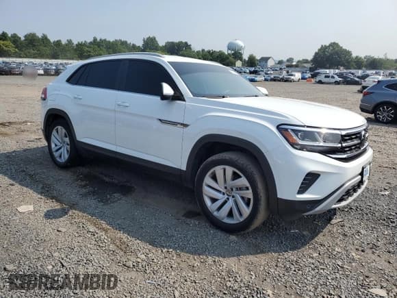 ✅ 2022 Volkswagen Atlas SE • VIN: 1V2HC2CA5NC205103 • Lot: 67216305. Listed on Copart with 17,779 mi. Free auction sales archive from the USA and detailed vehicle history report at DreamBid. Image 4.