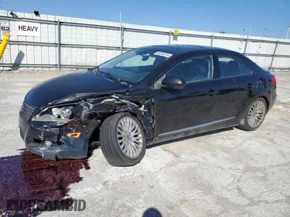 ✅ 2010 Suzuki Kizashi SLS • VIN: JS2RF9A71A6100652 • Лот: 56554514. Опубликован ранее на Copart с пробегом 151 175 миль. Бесплатный доступ к архиву аукционных продаж из США и подробный отчёт об истории автомобиля на DreamBid. Изображение 1.