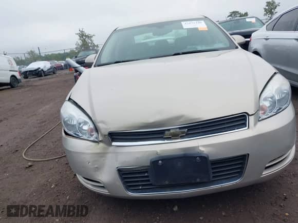 2008 Chevrolet Impala LT with VIN 2G1WT58K281341011, listed as a IAAI auction lot 43271440 with 207,347 mi miles and . Bid and sale history available at DreamBid. Image 13.
