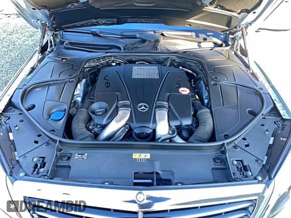 ✅ 2015 Mercedes-Benz S 550 • VIN: WDDUG8FB7FA160289 • Lot: 95101285. Listed on Copart with 82,644 mi. Free auction sales archive from the USA and detailed vehicle history report at DreamBid. Image 7.