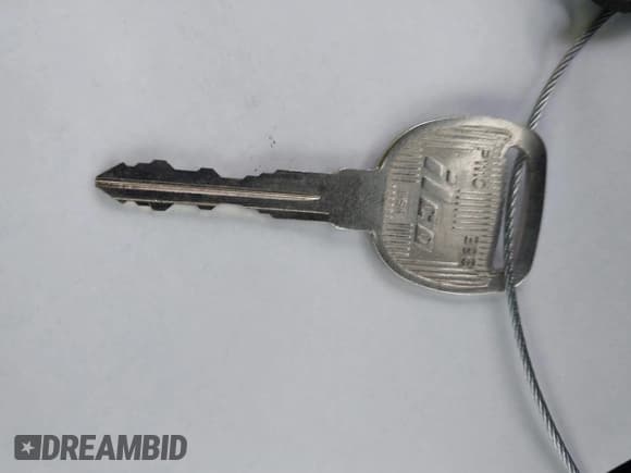 ✅ 2000 Saturn SC • VIN: 1G8ZY1271YZ183166 • Лот: 43598743. Опубликован ранее на IAAI с пробегом 234 002 миль. Бесплатный доступ к архиву аукционных продаж из США и подробный отчёт об истории автомобиля на DreamBid. Изображение 11.