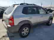 2008 Hyundai Tucson SE z VIN KM8JN12D98U916056, wystawiony jako Copart lot #72549324 z przebiegiem 184 863 mil mil oraz Czysty tytuł • Clean title. Historia ofert i sprzedaży dostępna na DreamBid. Obrazek 3.