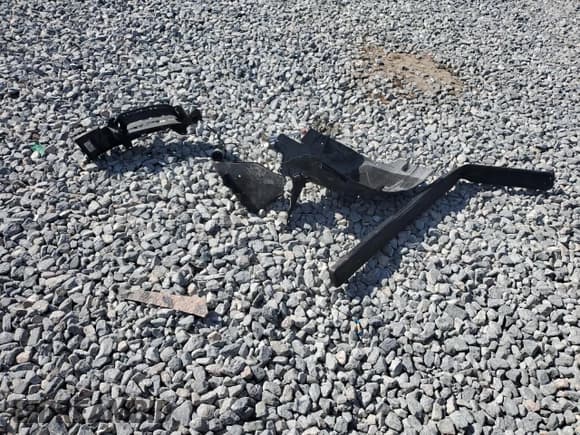 ✅ 2017 Dodge Charger SXT • VIN: 2C3CDXHGXHH504885 • Lot: 86989815. Wystawiony na Copart z przebiegiem 122 455 mil. Bezpłatny archiwum sprzedaży aukcyjnych z USA i szczegółowy raport historii pojazdu na DreamBid. Zdjęcie 12.