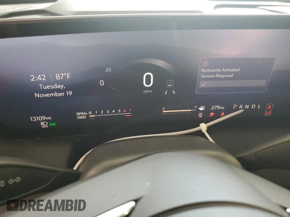 ✅ 2025 Buick Enclave Preferred • VIN: 5GAERARS5SJ218553 • Lot: 68999695. Listed on Copart with 13,109 mi. Free auction sales archive from the USA and detailed vehicle history report at DreamBid. Image 9.