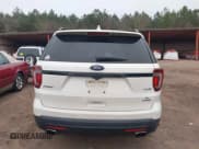 ✅ 2017 Ford Explorer • VIN: 1FM5K8GP4HGD95328 • Lot: 41386297. Wystawiony na IAAI z przebiegiem 163 282 mil. Bezpłatny archiwum sprzedaży aukcyjnych z USA i szczegółowy raport historii pojazdu na DreamBid. Zdjęcie 16.