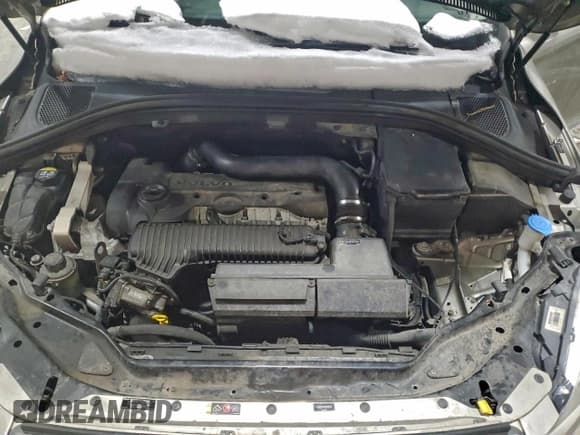 ✅ 2016 Volvo XC60 T5 Platinum • VIN: YV4612RM1G2818938 • Лот: 96174005. Опубликован ранее на Copart с пробегом 132 758 миль. Бесплатный доступ к архиву аукционных продаж из США и подробный отчёт об истории автомобиля на DreamBid. Изображение 12.