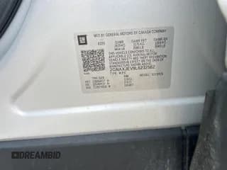 ✅ 2020 Chevrolet Equinox LT • VIN: 2GNAXJEV9L6232562 • Lot: 42526721. Wystawiony na IAAI z przebiegiem 84 428 mil. Bezpłatny archiwum sprzedaży aukcyjnych z USA i szczegółowy raport historii pojazdu na DreamBid. Zdjęcie 1.