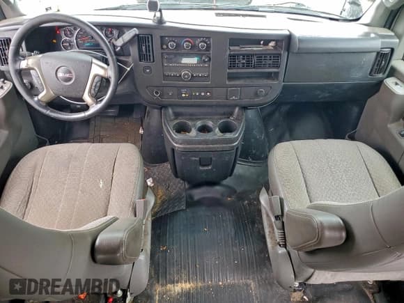 ✅ 2019 GMC Savana Cargo • VIN: 1GTW7AFG1K1147814 • Lot: 93703315. Listed on Copart with 236,553 mi. Free auction sales archive from the USA and detailed vehicle history report at DreamBid. Image 8.