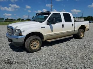 ✅ 2001 Ford F-250 • VIN: 3FTNW21L11MA79749 • Lot: 68886955. Wystawiony na Copart z przebiegiem 198 387 mil. Bezpłatny archiwum sprzedaży aukcyjnych z USA i szczegółowy raport historii pojazdu na DreamBid. Zdjęcie 1.