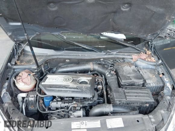 ✅ 2012 Volkswagen Golf GTI w/Conv & Sunroof • VIN: WVWEV7AJ6CW283528 • Lot: 42778418. Listed on IAAI with 117,812 mi. Free auction sales archive from the USA and detailed vehicle history report at DreamBid. Image 10.