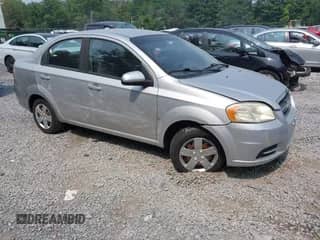 2009 Chevrolet Aveo 1LT z VIN KL1TD56E39B319063, wystawiony jako IAAI lot #42901520 z przebiegiem 61 055 mil mil oraz . Historia ofert i sprzedaży dostępna na DreamBid. Obrazek 1.