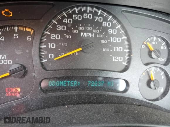 2005 Chevrolet Silverado 1500 Work Truck с VIN 1GCEC14X65Z284327, выставлен на аукционе Copart как лот 62468105 с пробегом 72 237 миль миль и Списание • Salvage title. История ставок и продаж доступна на DreamBid. Изображение 9.