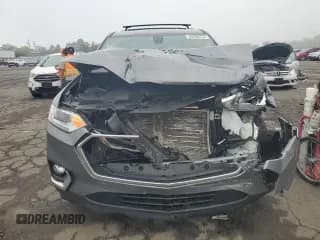 ✅ 2018 Chevrolet Traverse LT • VIN: 1GNEVHKW5JJ207459 • Lot: 68988754. Wystawiony na Copart z przebiegiem 62 921 mil. Bezpłatny archiwum sprzedaży aukcyjnych z USA i szczegółowy raport historii pojazdu na DreamBid. Zdjęcie 5.