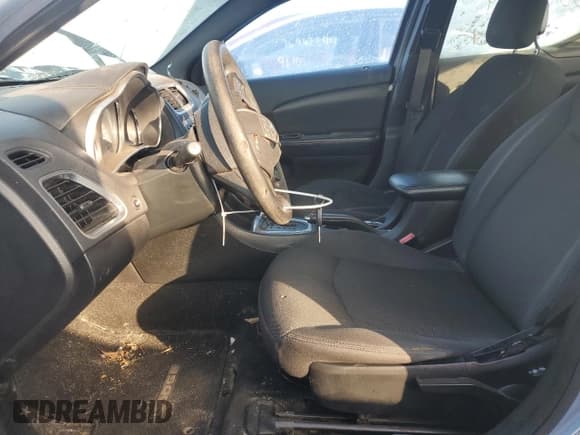 ✅ 2013 Dodge Avenger SE V6 • VIN: 1C3CDZAG3DN717751 • Лот: 83482174. Опубликован ранее на Copart с пробегом 97 591 миль. Бесплатный доступ к архиву аукционных продаж из США и подробный отчёт об истории автомобиля на DreamBid. Изображение 7.