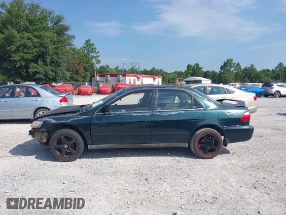 ✅ 2000 Honda Accord SE • VIN: 1HGCG5676YA067171 • Lot: 42800745. Listed on IAAI with 167,169 mi. Free auction sales archive from the USA and detailed vehicle history report at DreamBid. Image 15.