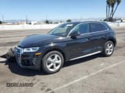 ✅ 2020 Audi Q5 Premium Plus • VIN: WA1BNAFY3L2027872 • Lot: 71700135. Wystawiony na Copart z przebiegiem 56 047 mil. Bezpłatny archiwum sprzedaży aukcyjnych z USA i szczegółowy raport historii pojazdu na DreamBid. Zdjęcie 1.